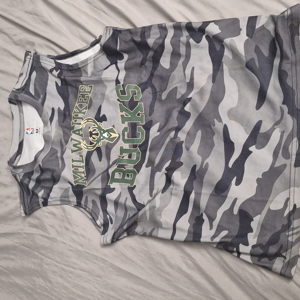 Giannis Antetokounmpo Jersey